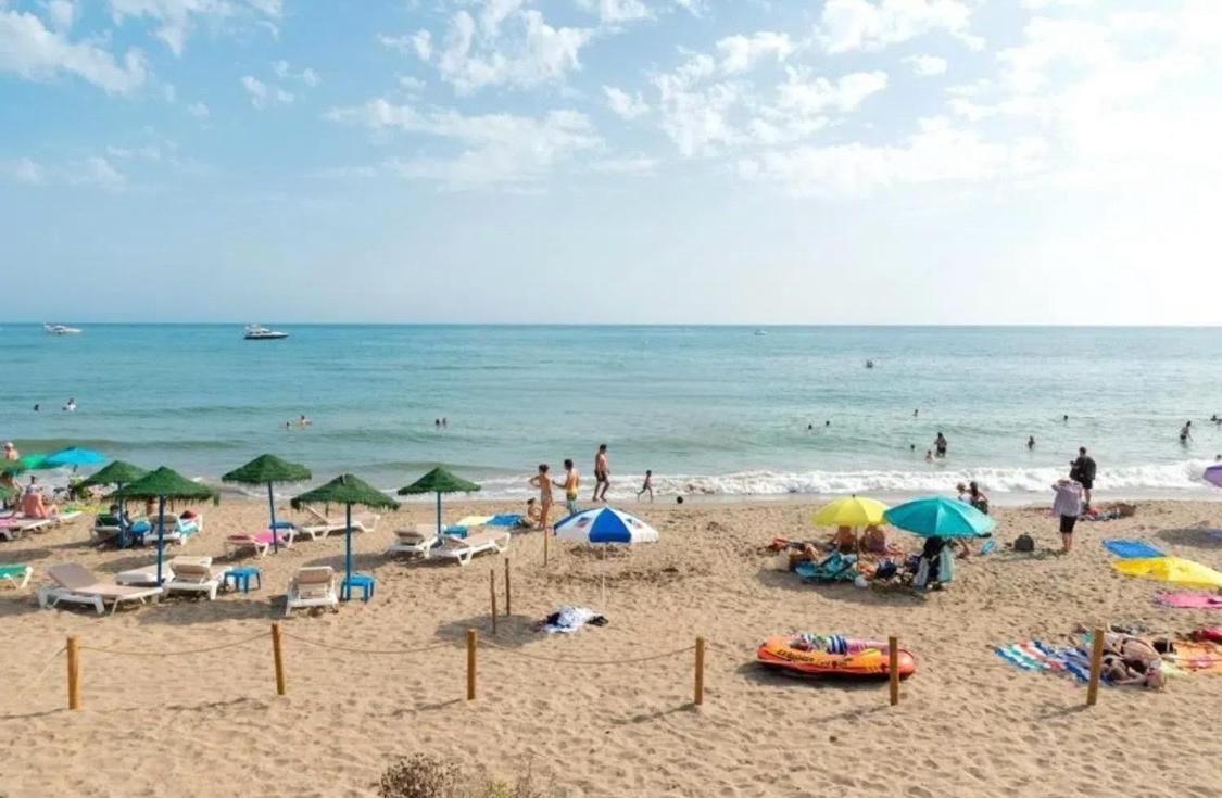 Marbella Pleasant Duplex By Elviria Las Dunas Beach מראה חיצוני תמונה